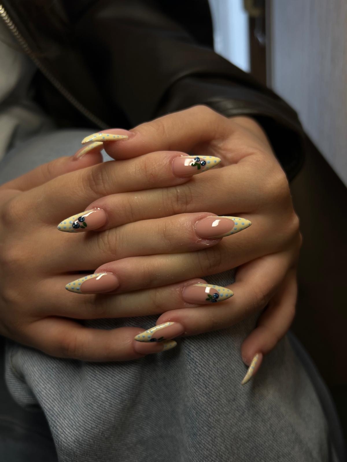 Yellow Berry French